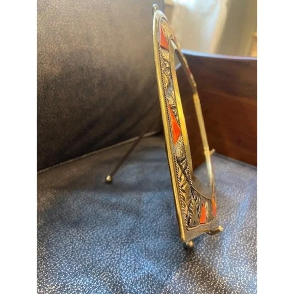 The Unbranded Brand vintage inspired